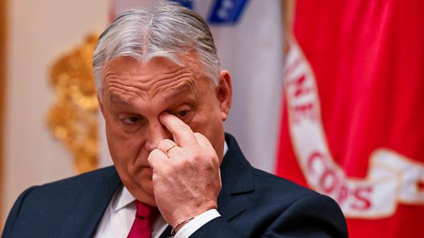 匈牙利总理誓言抵制欧盟“荒谬”移民配额,引发国际关注