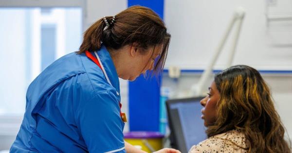 英国重启抗疫令应对病毒反弹，防疫措施再度升级！