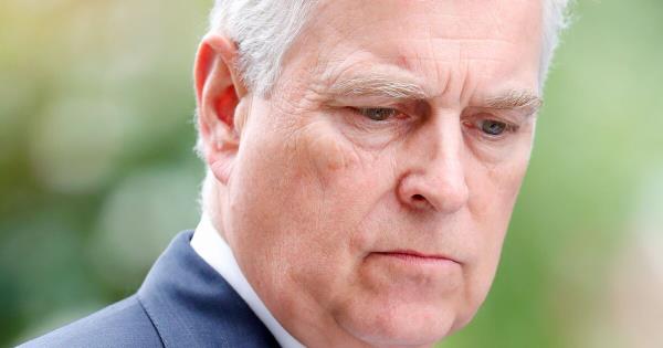 安德鲁王子被警告：面对弗吉尼亚·朱弗雷指控，必须做出正确抉择